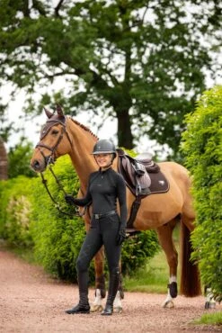 LeMieux Puissance Suede CC Pad -Lemieux 014e2f77 3fba 40e1 b412 82a1a7603890 af9aceda 573c 4e91 b8e7 570cd7e82324