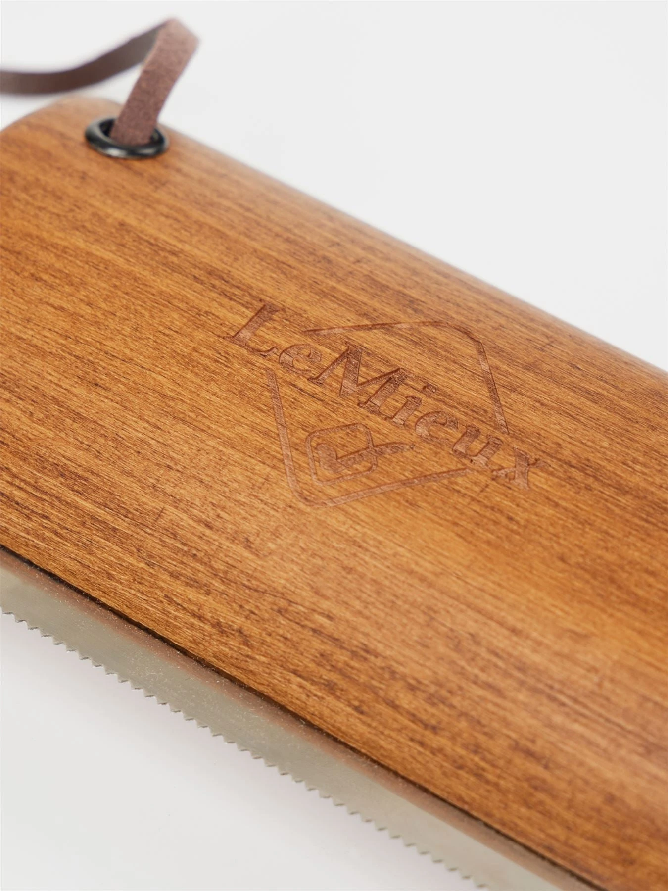 LeMieux Artisan Shedding Comb 7 LeMieux Artisan Shedding Comb - Image 5