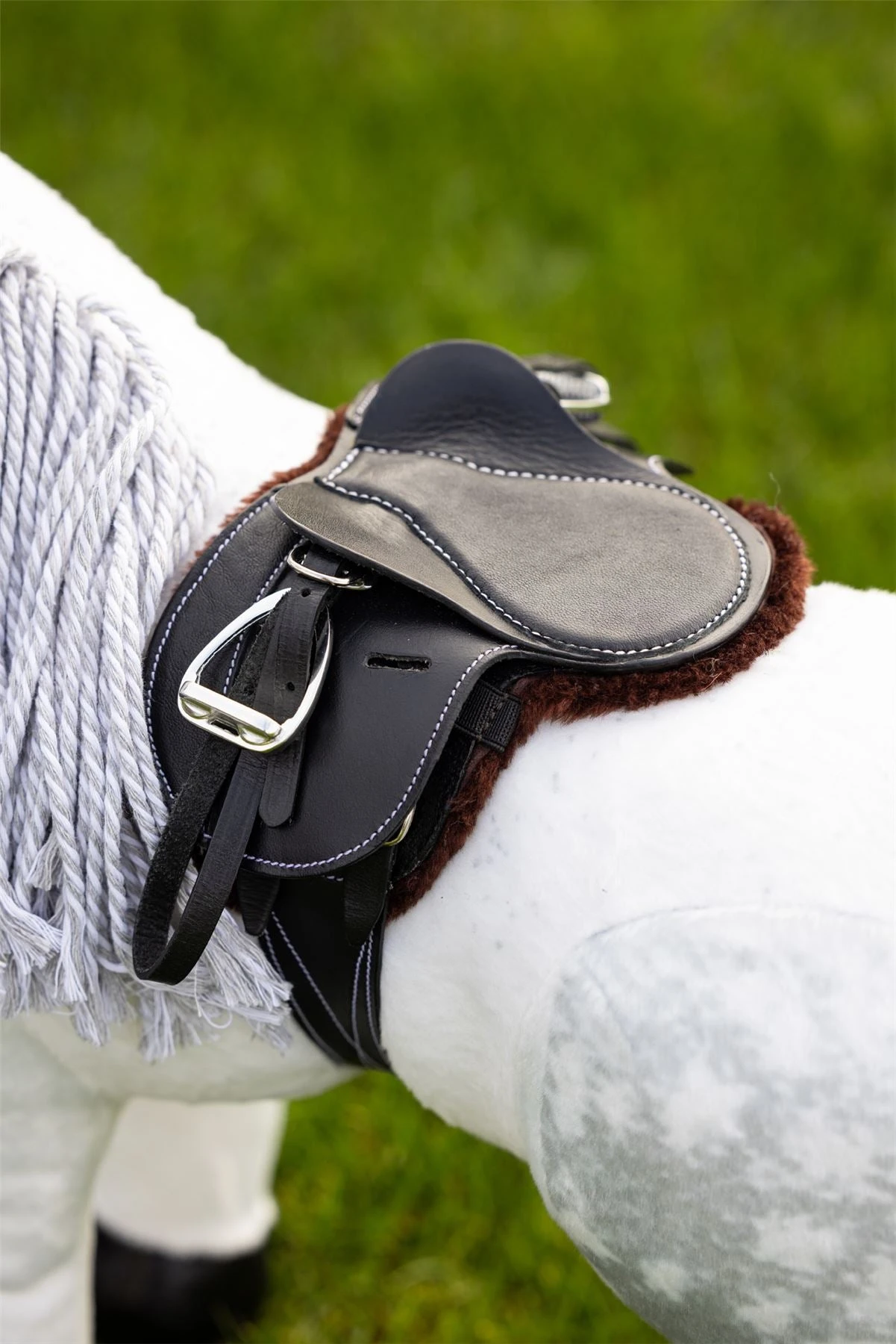 LeMieux Toy Pony Saddle 8 LeMieux Toy Pony Saddle - Image 6