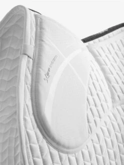 LeMieux ProSorb Plain 2 Pocket Close Contact Square 32 LeMieux ProSorb Plain 2 Pocket Close Contact Square -Lemieux 218e3b1e ae67 4e2e 80d5 5083d89c426f