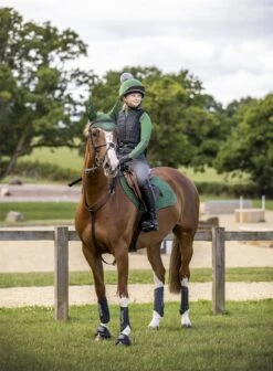 LeMieux Suede Close Contact Square 27 LeMieux Suede Close Contact Square -Lemieux 24f3859a d80c 465c 85d6 751d84f2f0bb