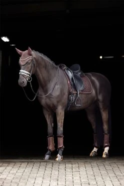 LeMieux Crystal Suede Dressage Pad -Lemieux 330240f3 d5b1 4621 a1b7 eb9a6a5eb9c4