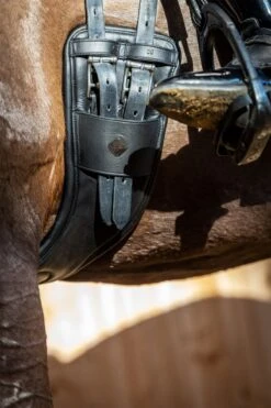LeMieux Gel-Tek Anatomic Dressage Girth -Lemieux 3edcdfca 6e41 4e50 b885 c7aa24c9d0b4