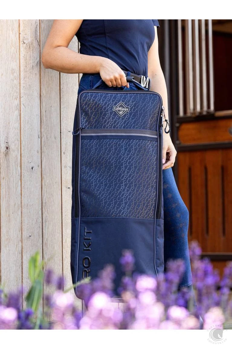 LeMieux Elite Pro Bridle Bag Navy 6 LeMieux Elite Pro Bridle Bag Navy - Image 4