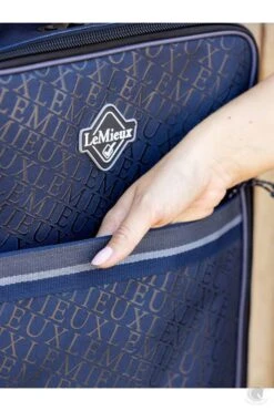 LeMieux Elite Pro Bridle Bag Navy 8 LeMieux Elite Pro Bridle Bag Navy -Lemieux 3n6a4350 edit copy