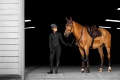 LeMieux Crystal Suede Close Contact Pad 27 LeMieux Crystal Suede Close Contact Pad -Lemieux 4efc8b15 8fd3 4207 9a4a 64691492734e 9760c944 515c 490f a4cd ec0b6b67cb83