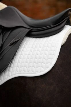 LeMieux Merino+ Half Lined GP Square -Lemieux 50ab1089 2b7f 4395 923d 37ae3abf79fe d16b3bef 761f 4d6f a3a7 4ba27428d8d3