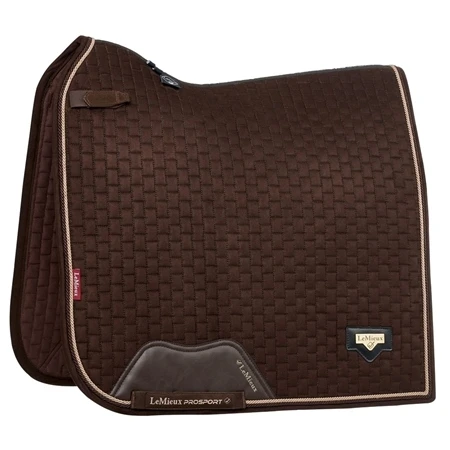 LeMieux Puissance Suede Dressage Saddle Pad 4 LeMieux Puissance Suede Dressage Saddle Pad - Image 2
