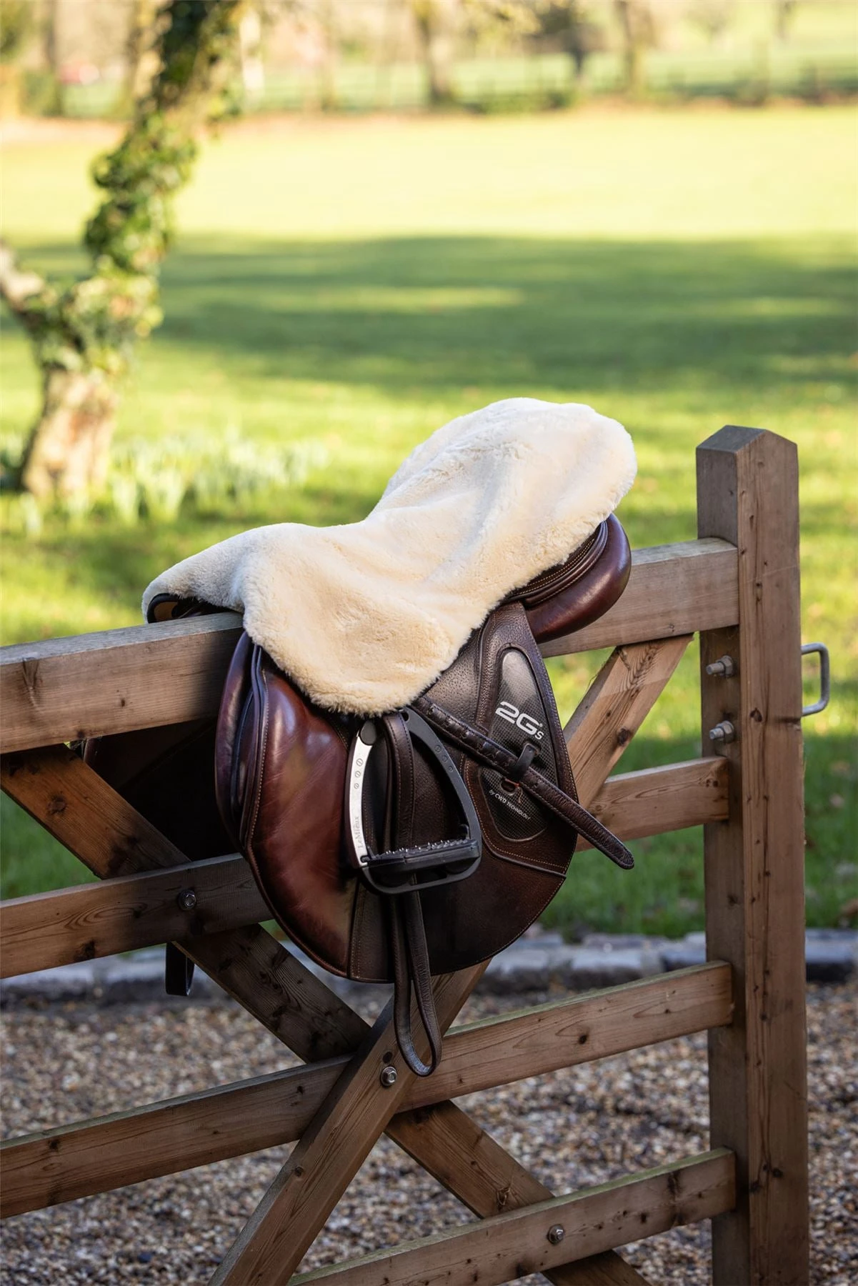 LeMieux Simuwool Seat Saver 9 LeMieux Simuwool Seat Saver - Image 7