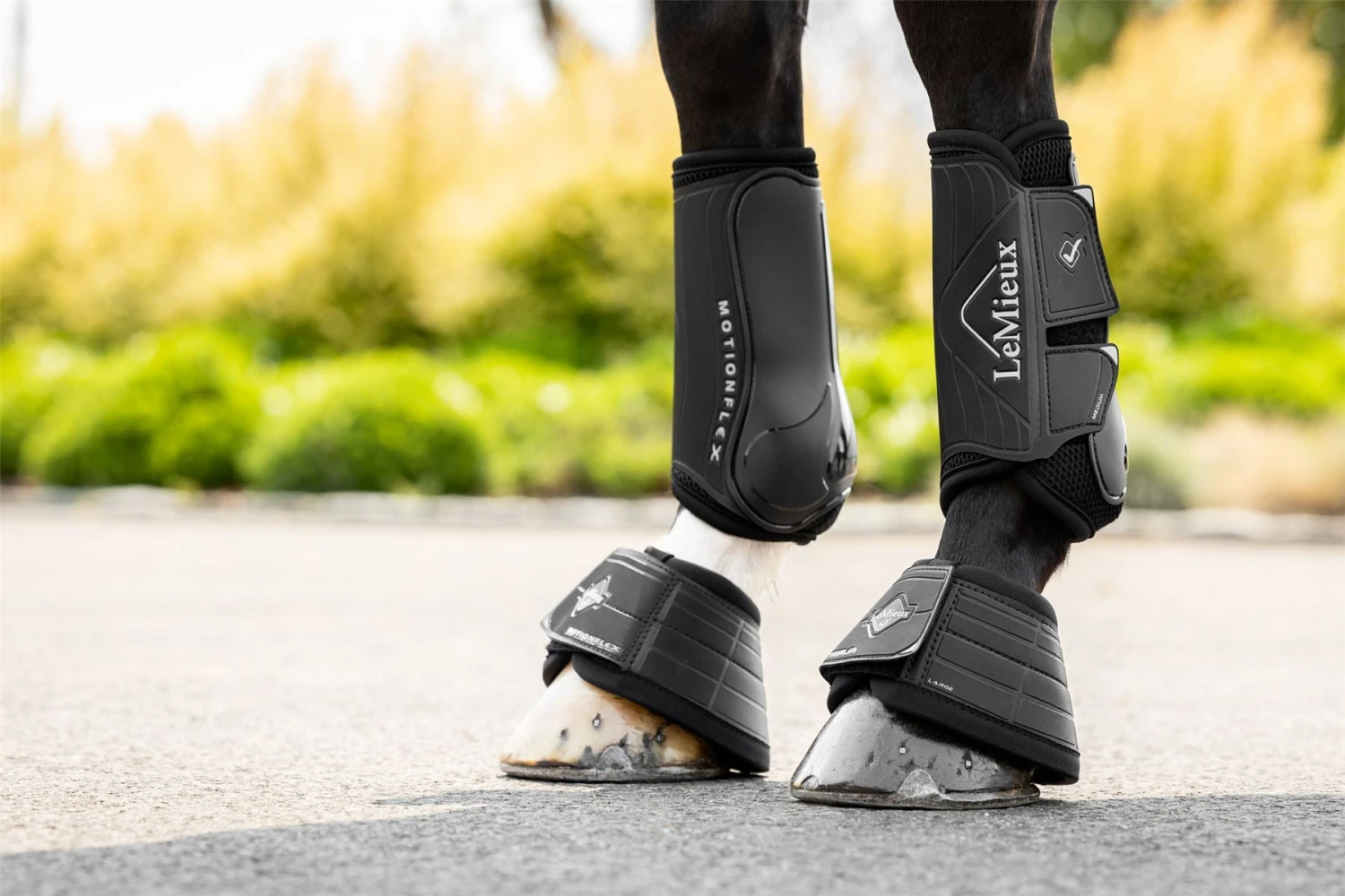 LeMieux Motionflex Over Reach Boot 11 LeMieux Motionflex Over Reach Boot - Image 9