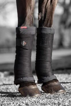 LeMieux Stable Bandages 17 LeMieux Stable Bandages -Lemieux 9d0b1070 2b80 4bec 97c7 4f58f345c220 83ecc3c9 85e6 41a3 8d63 9bd286258960