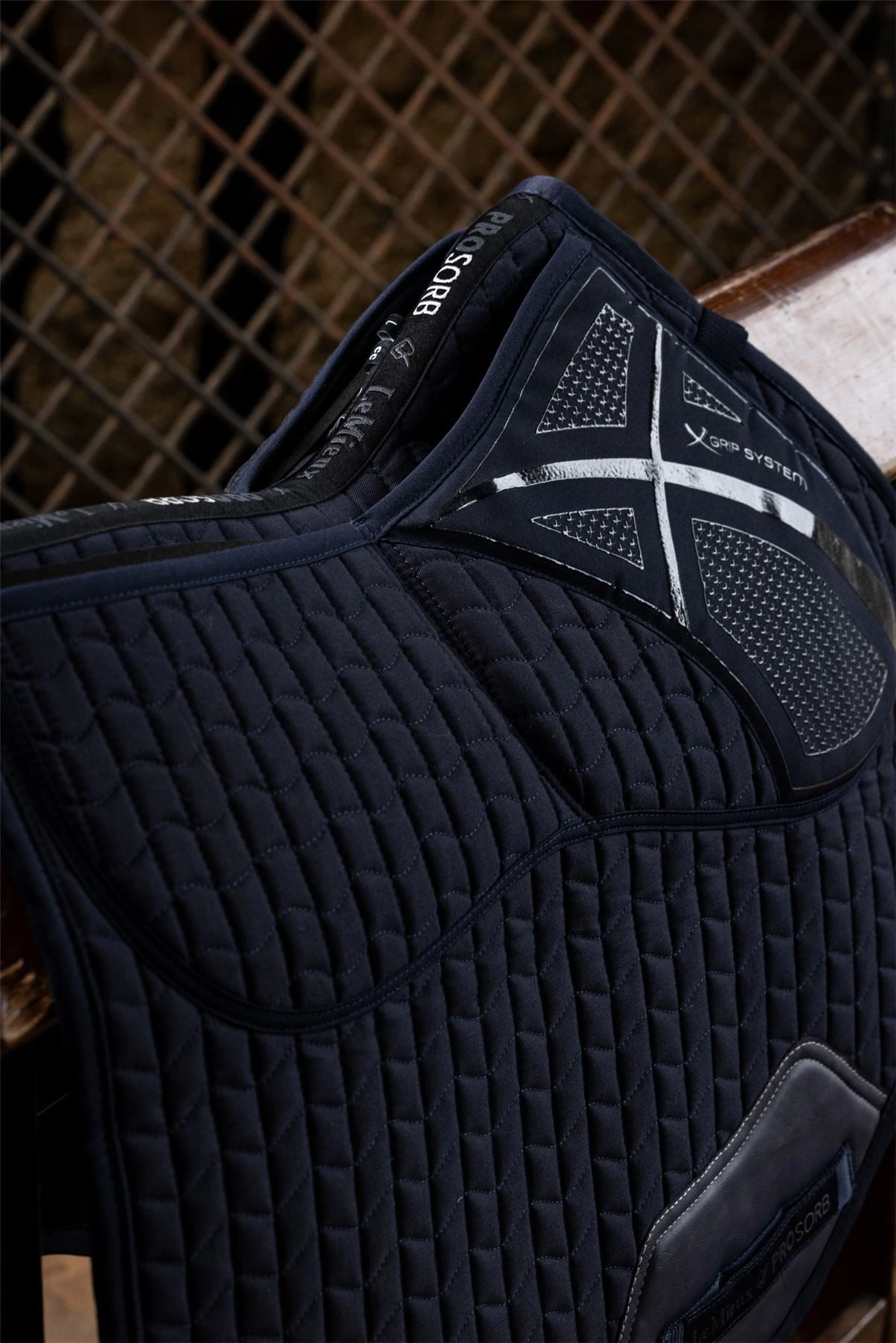 LeMieux ProSorb Plain 2 Pocket Close Contact Square 9 LeMieux ProSorb Plain 2 Pocket Close Contact Square - Image 7