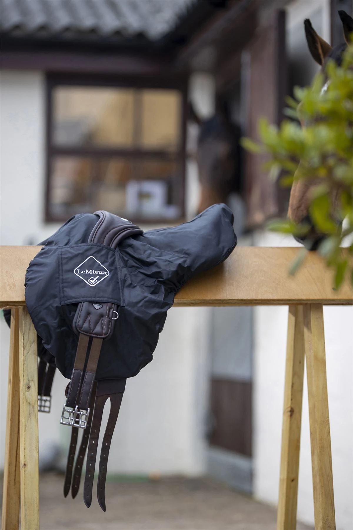 LeMieux GP Jump Saddle Cover 5 LeMieux GP Jump Saddle Cover - Image 3