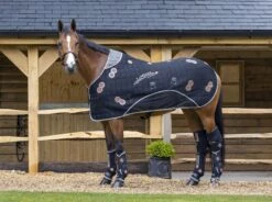 LeMieux Conductive Magno Rug 10 LeMieux Conductive Magno Rug -Lemieux b88cd4d8 eb25 40d0 88d8 4e444f13dda5 108ba977 455e 4814 b49a f089ef4a9f04