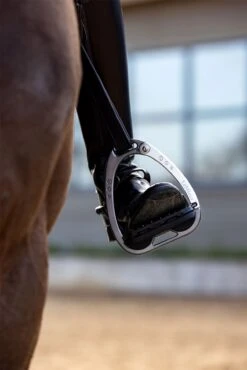 LeMieux Vector Balance Stirrup -Lemieux c4ecc93e 9077 4ef5 9368 145f394e8517