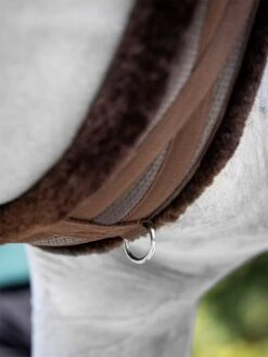 LeMieux Fleece Lined Anatomic Girth 20 LeMieux Fleece Lined Anatomic Girth -Lemieux eaf2be39 d238 4e07 a211 6992581fbbcb