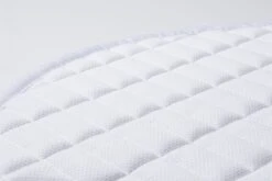 LeMieux Self-Cool Close Contact Square Arctic -Lemieux f300aee7 ddb5 46cb 9d68 ddc67f4fe5d9 e6c4e8d8 f945 45d0 b859 d4dc6e5e5bf8