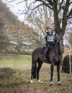 LeMieux Suede Close Contact Square 41 LeMieux Suede Close Contact Square -Lemieux fb67cacb 6c24 4e80 9710 ea7854e2b333