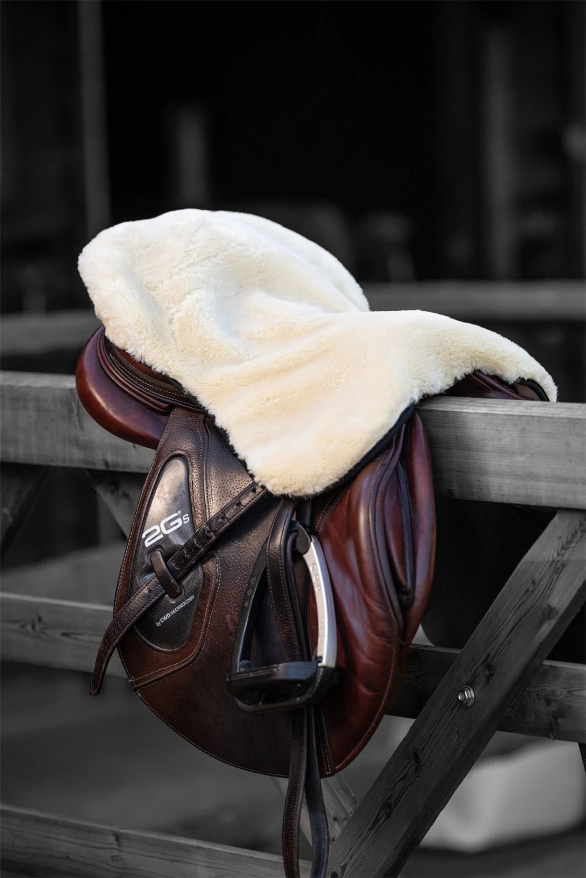 LeMieux Simuwool Seat Saver 6 LeMieux Simuwool Seat Saver - Image 4